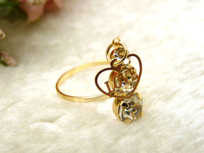 女款式指環(huán) 金色戒指 復(fù)古風(fēng)女士寶石戒指 百搭款指環(huán)