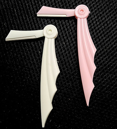 710折疊式鳳尾修眉刀 鋒利安全畫(huà)眉專(zhuān)業(yè)刮眉毛刀片美妝工具六C2-2-3