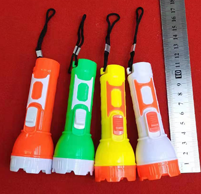 （960支/件）338強光塑料手電筒 手握式LED徒步強光電筒六B27-2-2